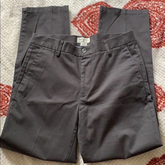 Men’s Dockers - Picture 1 of 3